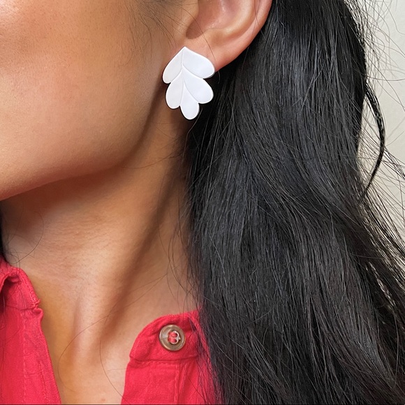 Handmade Modern Floral Clay Earrings | White | 14k Gold Plated Stainless Steel - Picture 4 of 4